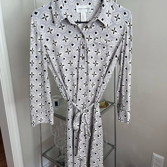 Donna Morgan Black and Gray Patterned Jersey  Dress - Picture 1 of 3